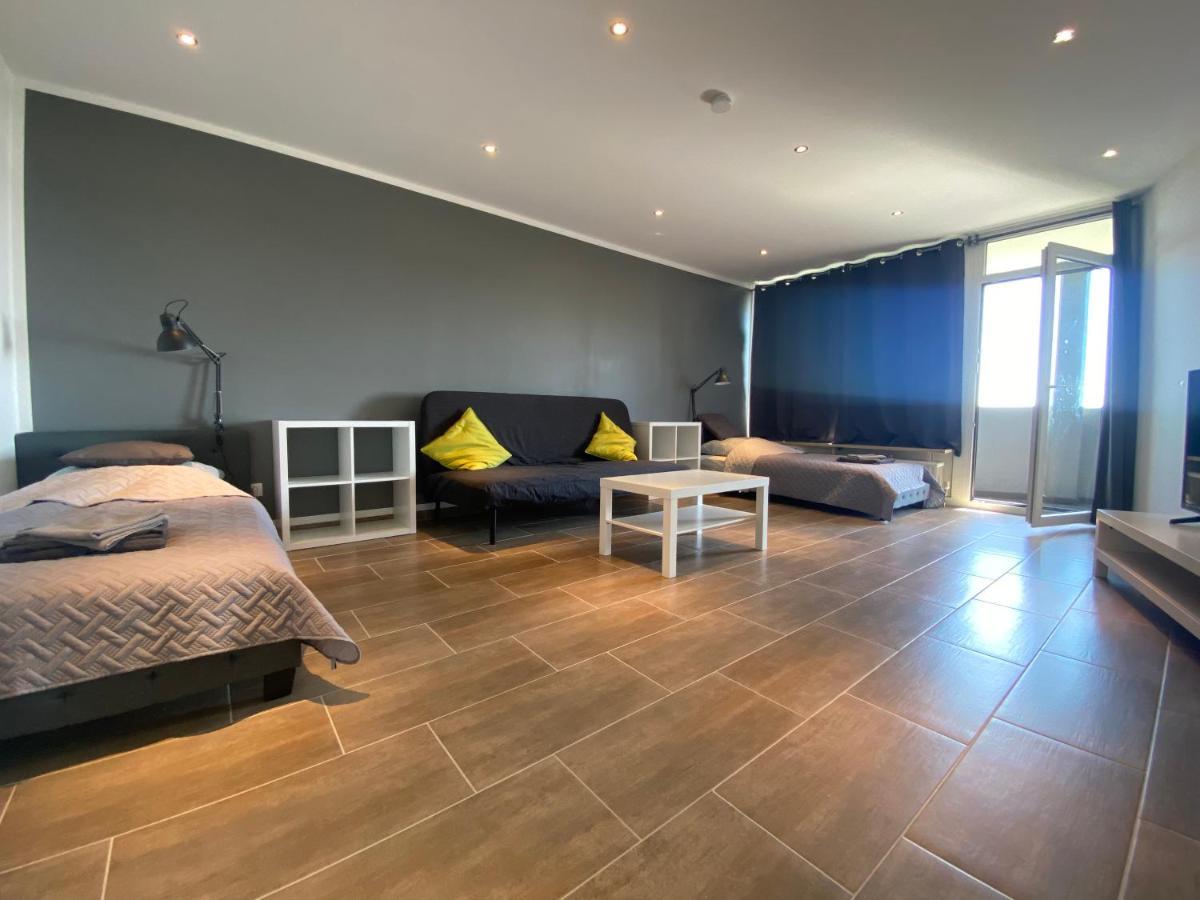Duisburg Von Oben 3,5 Zimmer 8.Og Frisch Saniert Dış mekan fotoğraf